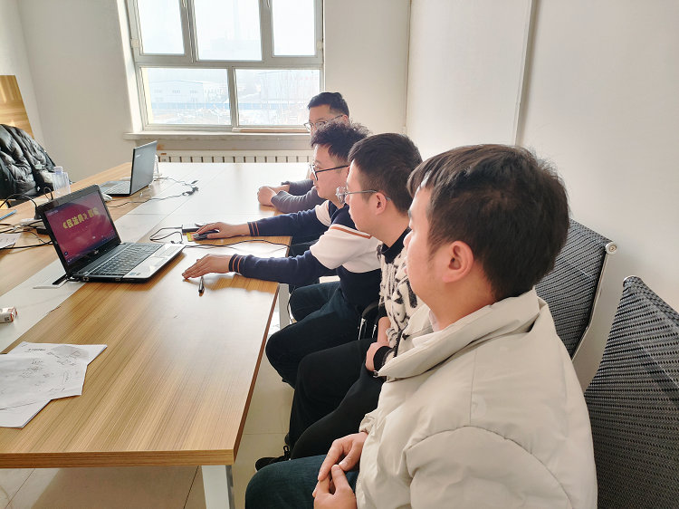 博樂(lè )分公司加強《民法典》學(xué)習_副本.jpg